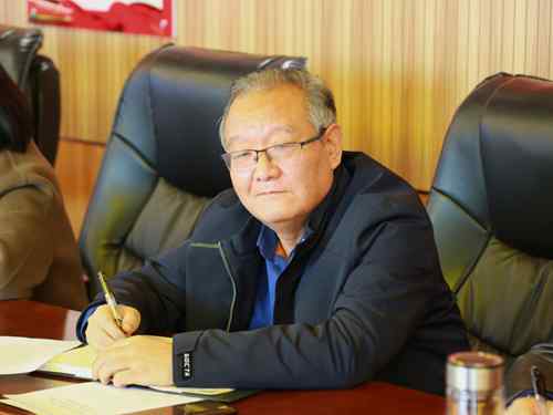 1742258765970392.jpg 1733389744634012429.jpg