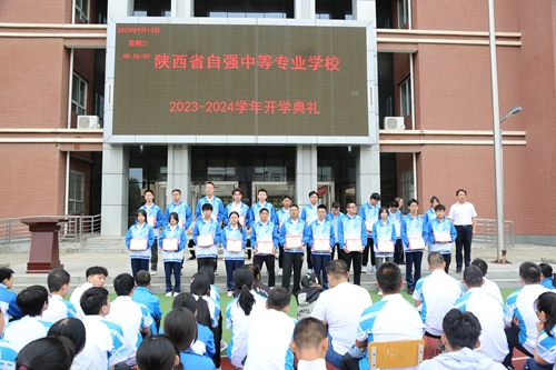 1742802847145503.jpg 1698376896246027960.jpg