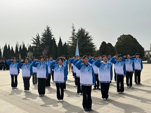 1743758670417832.jpg 18.jpg